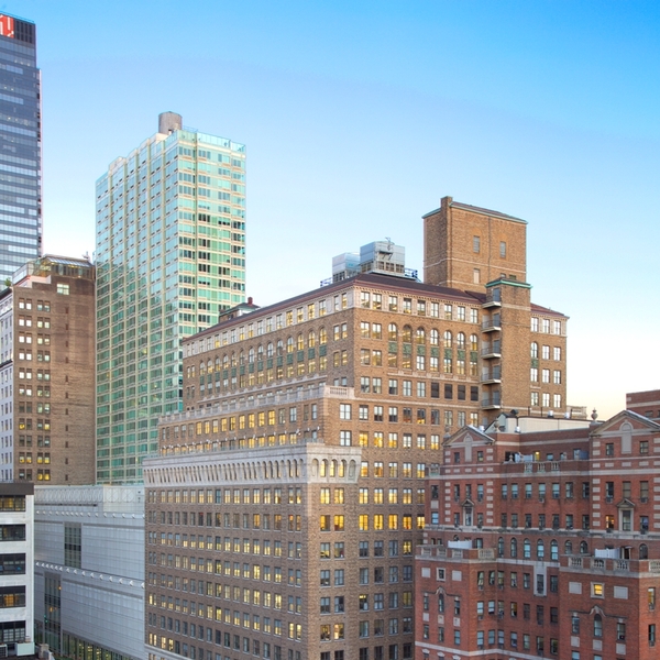 330 WEST 34TH STREET