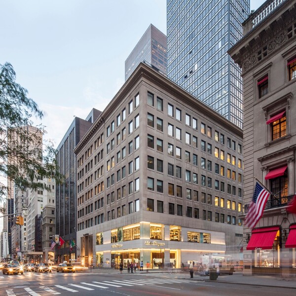 655 FIFTH AVENUE