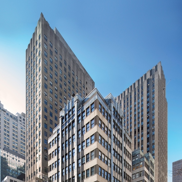 608 FIFTH AVENUE